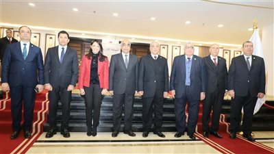 النيابة الإدارية تدشن رسميا مشروع التصويت الإلكتروني ومنظومة الشكاوى (صور)