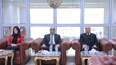 وزير العدل يشهد مراسم إطلاق مشروع التصويت الإلكتروني والشكاوى بالنيابة الإدارية