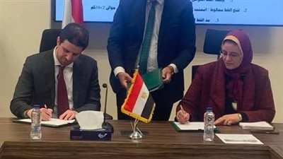 الكهرباء توقع عقود إنشاء الخط الهوائي الرابط بين بلبيس الجديدة ومشتول السوق