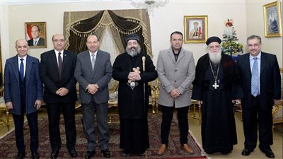 رئيس جامعة المنصورة يهنئ الإخوة الأقباط بعيد الميلاد المجيد (صور)