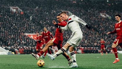 الدوري الإنجليزي، جاكبو يسجل هدف تعادل ليفربول في شباك مانشستر يونايتد (صور)