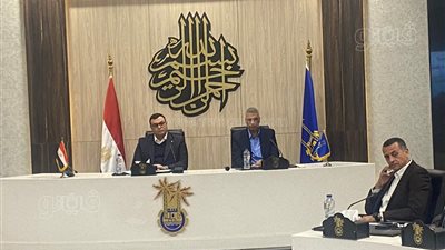 محافظ أسوان يلغي احتفالات العيد القومى ويوجه النفقات لصالح البنية التحتية