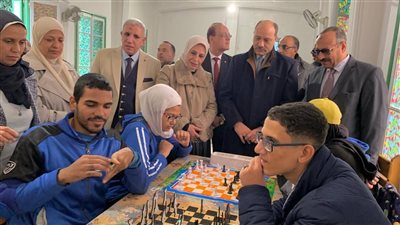 مدير تعليم الإسكندرية يتابع مدرسة النور للمكفوفين زيزينيا