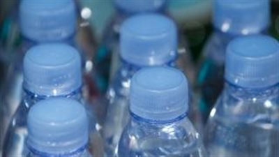 أخبار الاقتصاد اليوم: زيادة بأسعار المياه المعدنية وتراجع سعر الدولار.. حقيقة طرح البنوك أوعية ادخارية جديدة.. طريقة حذف حساب إنستاباي.. إزاي تستعلم عن 