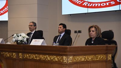 نقابة الإعلاميين تطلق استراتيجيتها للسيطرة على فوضى السوشيال ميديا (صور) 