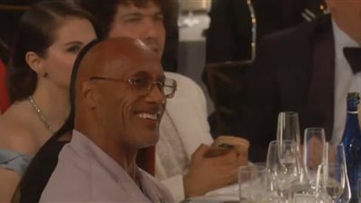 حفل جولدن جلوب ينهي خلافات فين ديزل ودوين جونسون (فيديو)