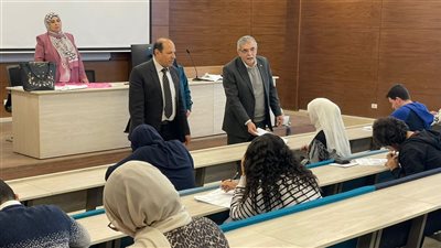 نائب رئيس جامعة بنها الأهلية يتابع سير امتحانات الفصل الدراسي الأول