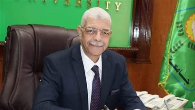 رئيس جامعة المنوفية يعقد اجتماع مجلس الدراسات العليا