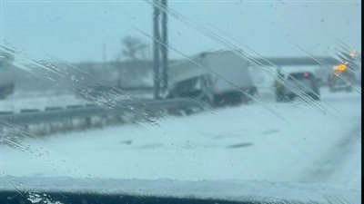 العاصفة الثلجية تشل حركة الطيران في الولايات المتحدة لليوم الثاني على التوالي 