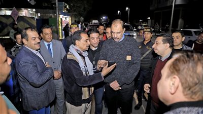 محافظ سوهاج يتفقد المواقع المقترحة لوضع عربات حضارية بالكورنيش 