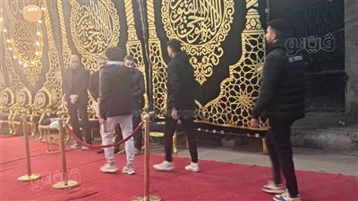 بدء توافد أهالي كفر الشيخ على عزاء والدة اللاعب محمود تريزيجيه