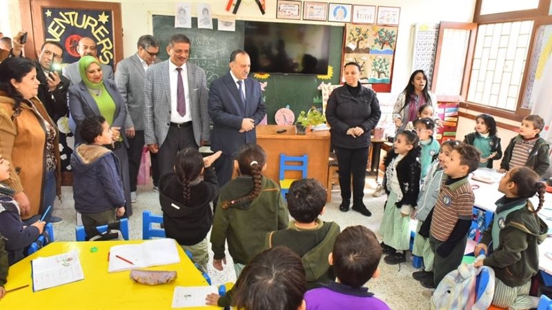 محافظ أسيوط يتفقد