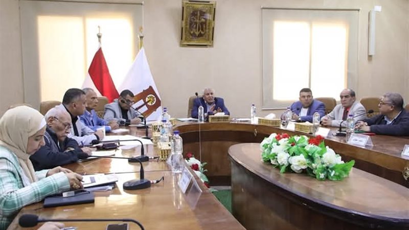  اجتماع متابعة موقف