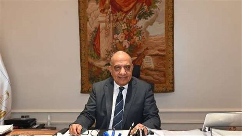 وزير الكهرباء والطاقة