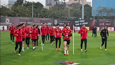 الأهلي يختتم تدريباته استعدادا لمواجهة سموحة في الدوري الممتاز (صور)