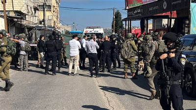 مشاهد من المسافة صفر، لحظة إطلاق الرصاص على حافلة الصهاينة في قلقيلية