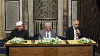 الأزهر يناقش المسؤولية الطبية من منظور إسلامي.. يدعو الأطباء للالتزام بالضوابط الشرعية والأخلاقية.. صديق: الطبيب الذي يؤدي عمله بإتقان لا يُسأل شرعًا إن وقع ضرر دون قصد