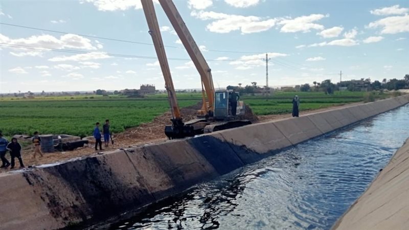 تطهير الترع بأسيوط،