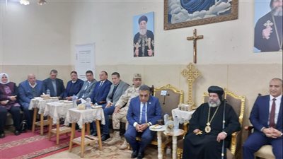 محافظ الدقهلية يقدم التهنئة للأقباط بعيد الميلاد المجيد في مطرانية ميت غمر (صور )