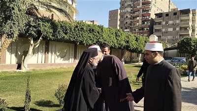  وكيل الأوقاف بسوهاج يهنئ الأقباط بعيد الميلاد المجيد 