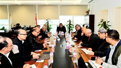 وزير الإسكان يتابع موقف تنفيذ المشروعات التنموية المتنوعة بالعلمين الجديدة وإقليم الساحل الشمالي الغربي