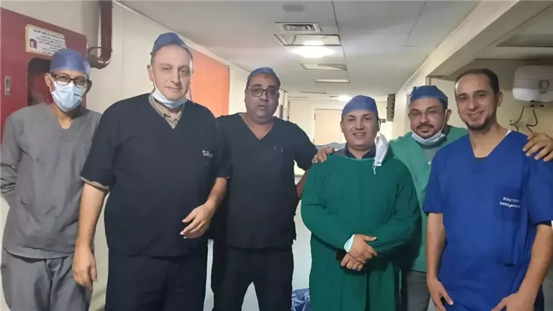 فريق طبي بمستشفى