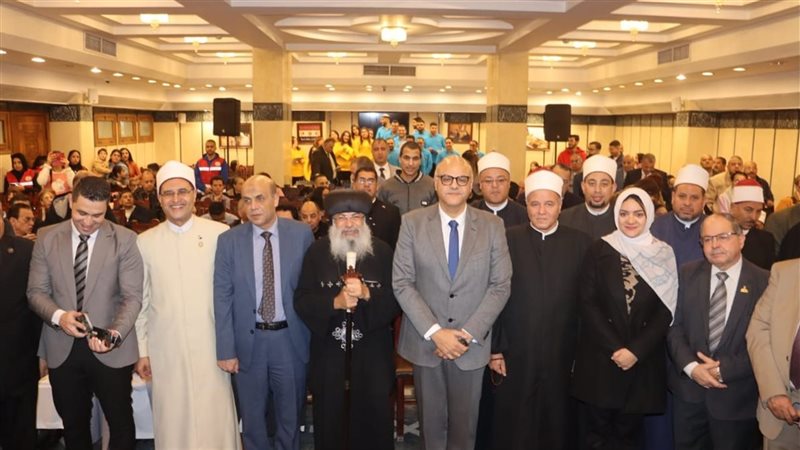 محافظ القليوبية خلال