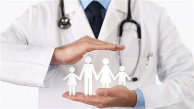 الصرف بأثر رجعي من فبراير و2000 جنيه للأطباء.. زيادة بدل مخاطر المهن الطبية 