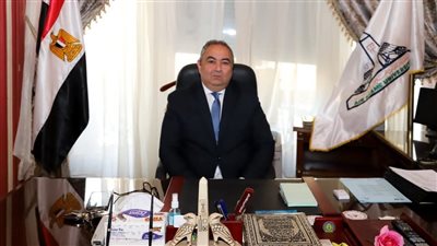 تجديد تعيين أحمد لاشين أمينًا لجامعة عين شمس