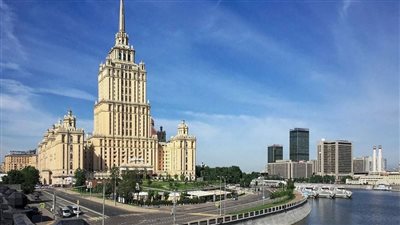 آخرها قبل 4 أيام من هروبه، وثيقة مسربة تكشف طريقة نقل عائلة الأسد مئات ملايين الدولارات إلى موسكو