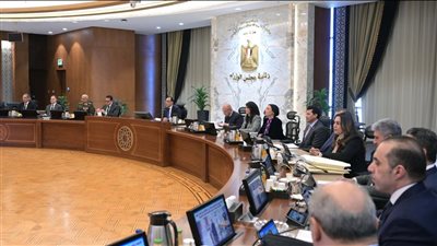 الحكومة تقر تحديثات على برامج التغذية وإدارة الأعمال بجامعة هيرتفوردشاير في مصر 