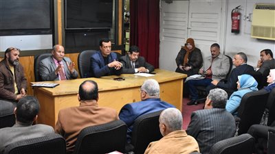 تعليم سوهاج يتابع الاستعدادات النهائية لامتحانات نصف العام 