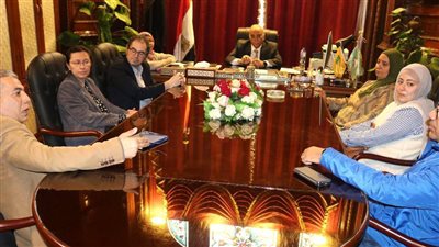 بحوث الصحراء يبحث مع جامعة ستراثكلايد التعاون في 