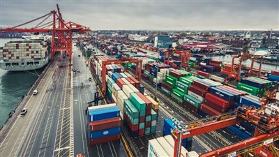 تسوية 50% من متأخرات المصدرين بنظام المقاصة 