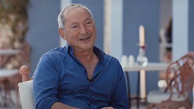 وعكة صحية تمنع سميح ساويرس لأول مرة من حضور حفل 