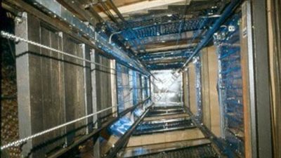 إصابة شخص في سقوط مصعد بلدي بالإسكندرية