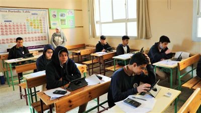  أحلام المعلمين والطلاب فى 2025.. تطوير المناهج وتحديثها المستمر بما يواكب سوق العمل والقضاء على “بعبع” الثانوية العامة وتوفير بيئة جيدة للمدرسين ومد الاهتمام إلى الريف