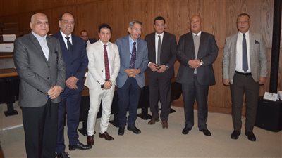  أيمن العشري: القمة المصرية اليونانية القبرصية داعمة لمجتمع الأعمال