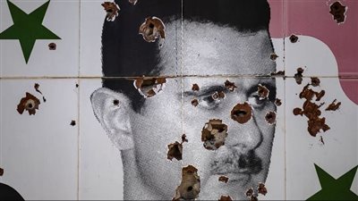 خدعته، قيادي بالحرس الثوري يكشف دور روسيا في إسقاط الأسد 