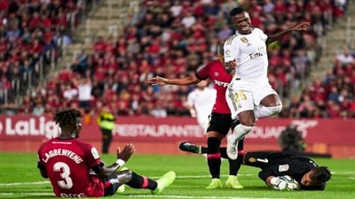 تردد القنوات الناقلة لمباراة ريال مدريد ومايوركا في السوبر الإسباني