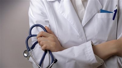 بعد أزمة قانون المسئولية الطبية، رئيس الوزراء يوجه رسالة للأطباء