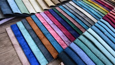  رحلة فيتو في عالم الأناقة.. دليلك الشامل لاختيار أفضل أنواع الأقمشة للأثاث.. الكتان والباندا والقطيفة الأفضل.. والجلد يبدأ من 90 جنيه