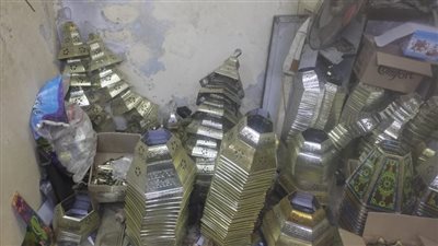 ورش فوانيس رمضان بالسيدة زينب تستعد لموسم 2025.. الأسعار تبدأ من 40 جنيها.. وأحد العمال: نستعد منذ نهاية جمادى الآخرة.. وابتكار منتجات جديدة «أبرز التحديات»