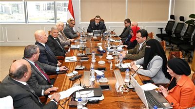 وزير الإسكان يتابع سير العمل بمنظومة الصرف الصحي بمحافظة بورسعيد