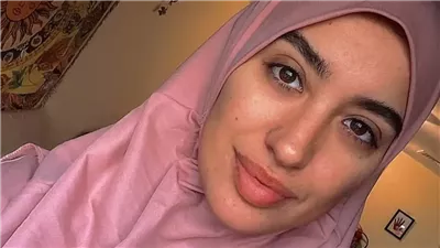 بعد ارتدائها الحجاب واعتزالها الفن، أبرز المعلومات عن المطربة اللبنانية نينا عبد الملك