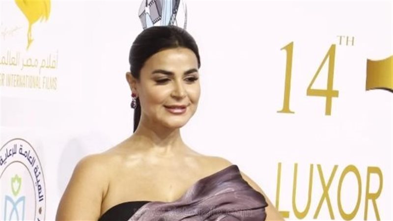 الفنانة نورهان منصور