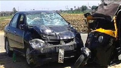 إصابة شخصين في حادث سير بقنا