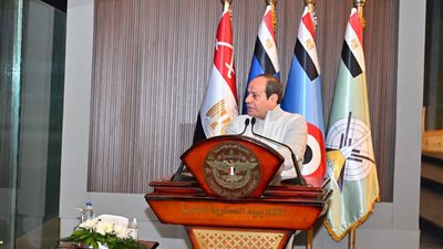 السيسي: هناك دراسات لكي يكون خريج الأكاديمية العسكرية شخصية متعلمة وقادرة على أداء المهارات المختلفة