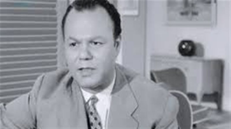 المطرب عبد العزيز