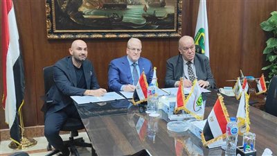 شركة مطار القاهرة توقع اتفاقية مع 